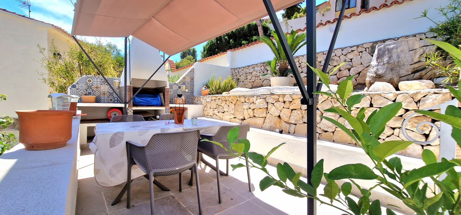 4 makuuhuone Huvila myytävänä paikassa Benissa mukana uima-altaan - 620 000 € (Ref: 9207765)