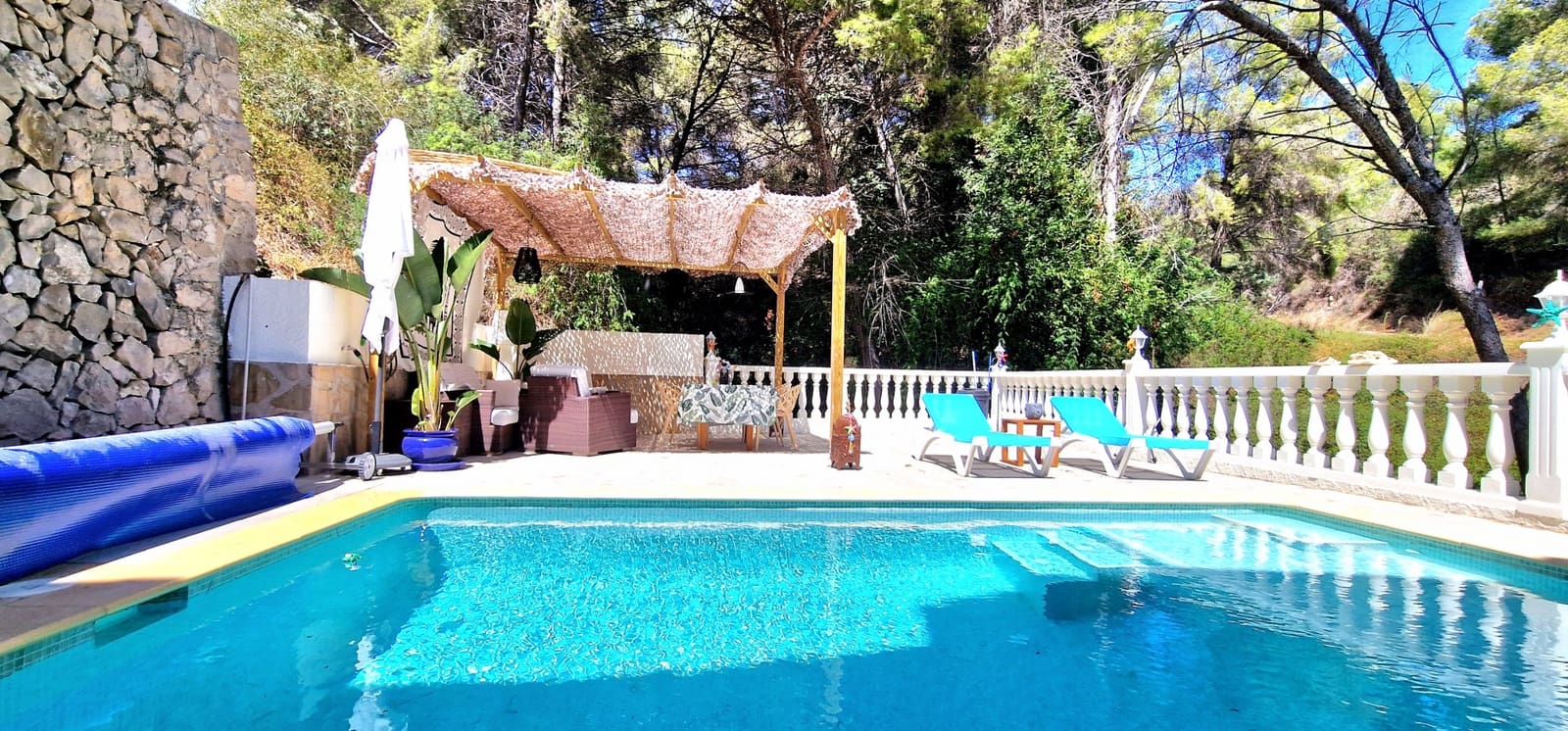 4 makuuhuone Huvila myytävänä paikassa Benissa mukana uima-altaan - 620 000 € (Ref: 9207765)