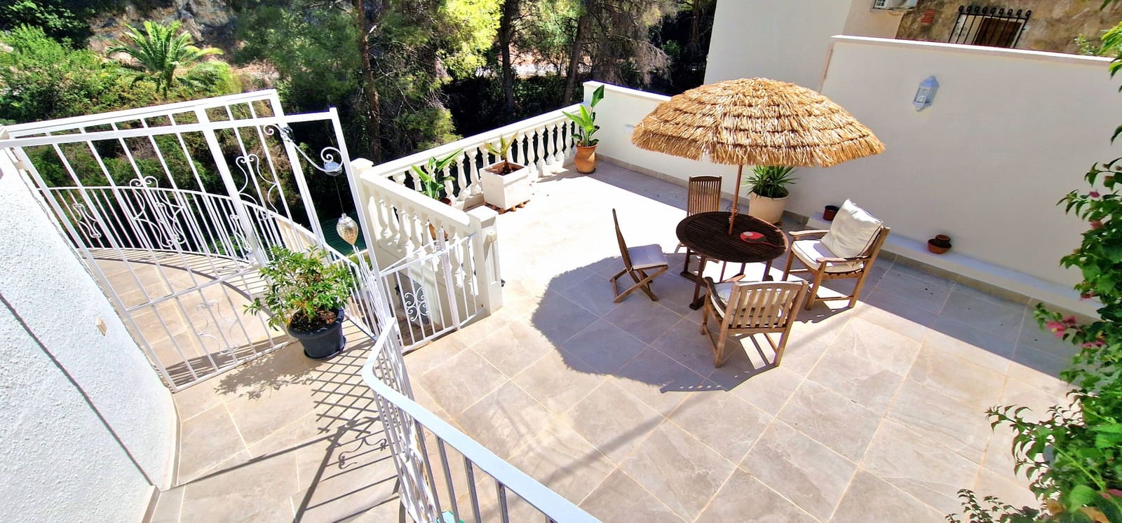 4 makuuhuone Huvila myytävänä paikassa Benissa mukana uima-altaan - 620 000 € (Ref: 9207765)