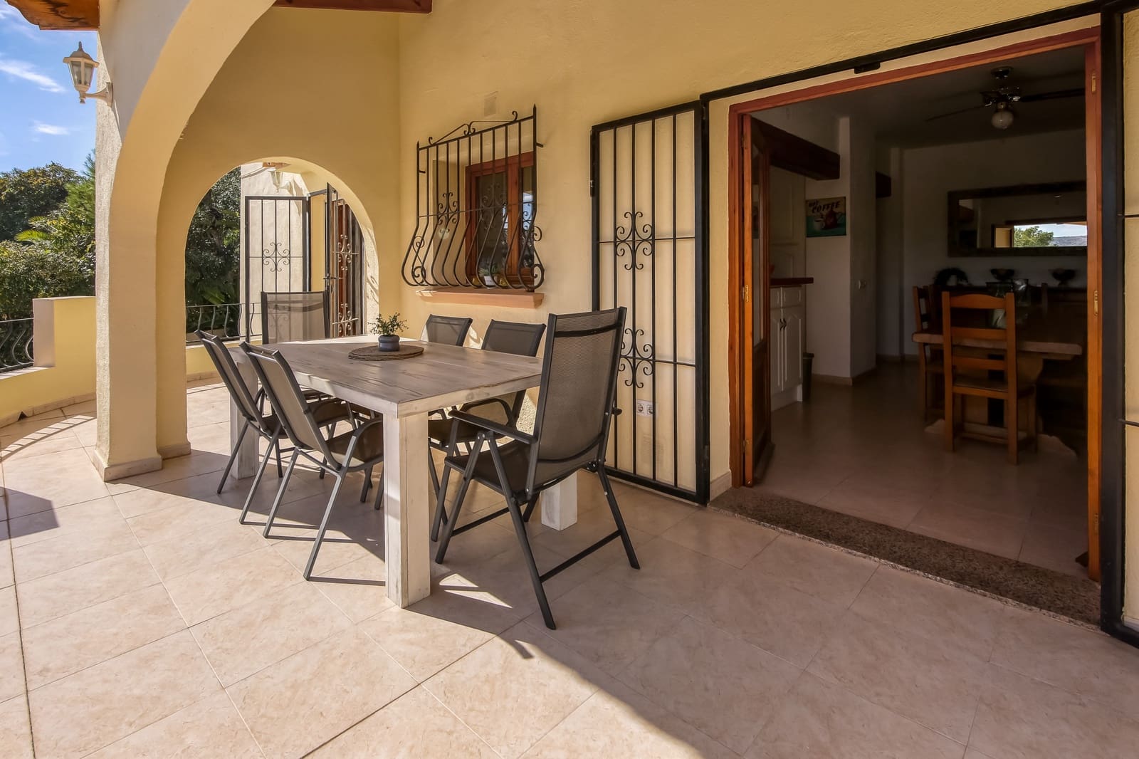 3 Zimmer Villa zu verkaufen in Moraira mit Pool - 665.000 € (Ref: 9211742)