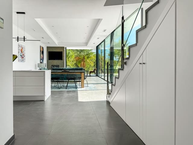 3 sypialnia Willa na sprzedaż w Centro ciudad, Javea / Xàbia z basenem - 1 620 000 € (Ref: 9219657)