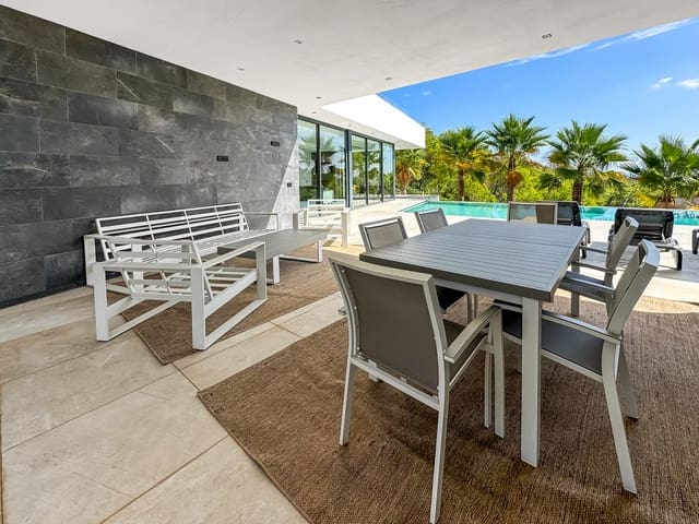 3 sypialnia Willa na sprzedaż w Centro ciudad, Javea / Xàbia z basenem - 1 620 000 € (Ref: 9219657)