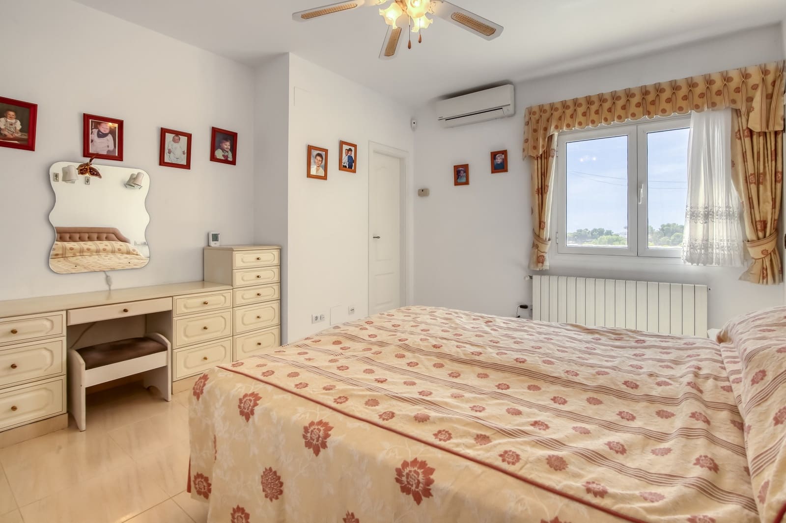 5 soveværelse Villa til salg i Moraira med swimmingpool - € 1.150.000 (Ref: 9223665)