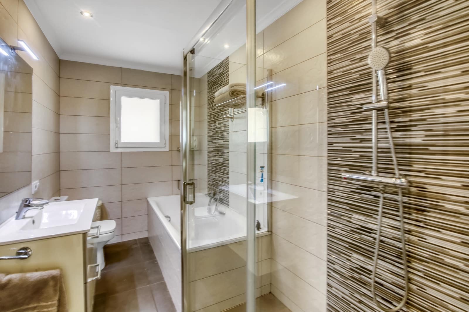 5 soveværelse Villa til salg i Moraira med swimmingpool - € 1.150.000 (Ref: 9223665)