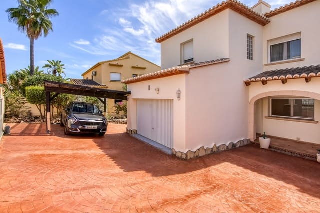5 slaapkamer Villa te koop in Casco Urbano, Teulada-Moraira met zwembad - € 1.150.000 (Ref: 9223665)