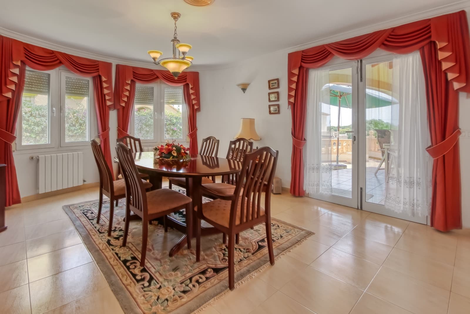 5 soveværelse Villa til salg i Moraira med swimmingpool - € 1.150.000 (Ref: 9223665)