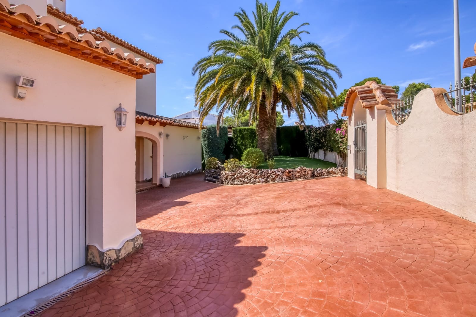 5 soveværelse Villa til salg i Moraira med swimmingpool - € 1.150.000 (Ref: 9223665)