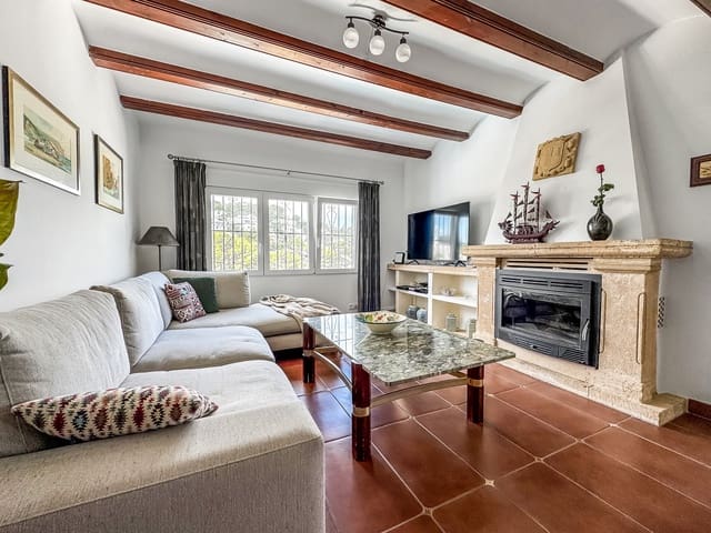 4 sypialnia Willa na sprzedaż w Centro ciudad, Javea / Xàbia z basenem - 1 090 000 € (Ref: 9226159)