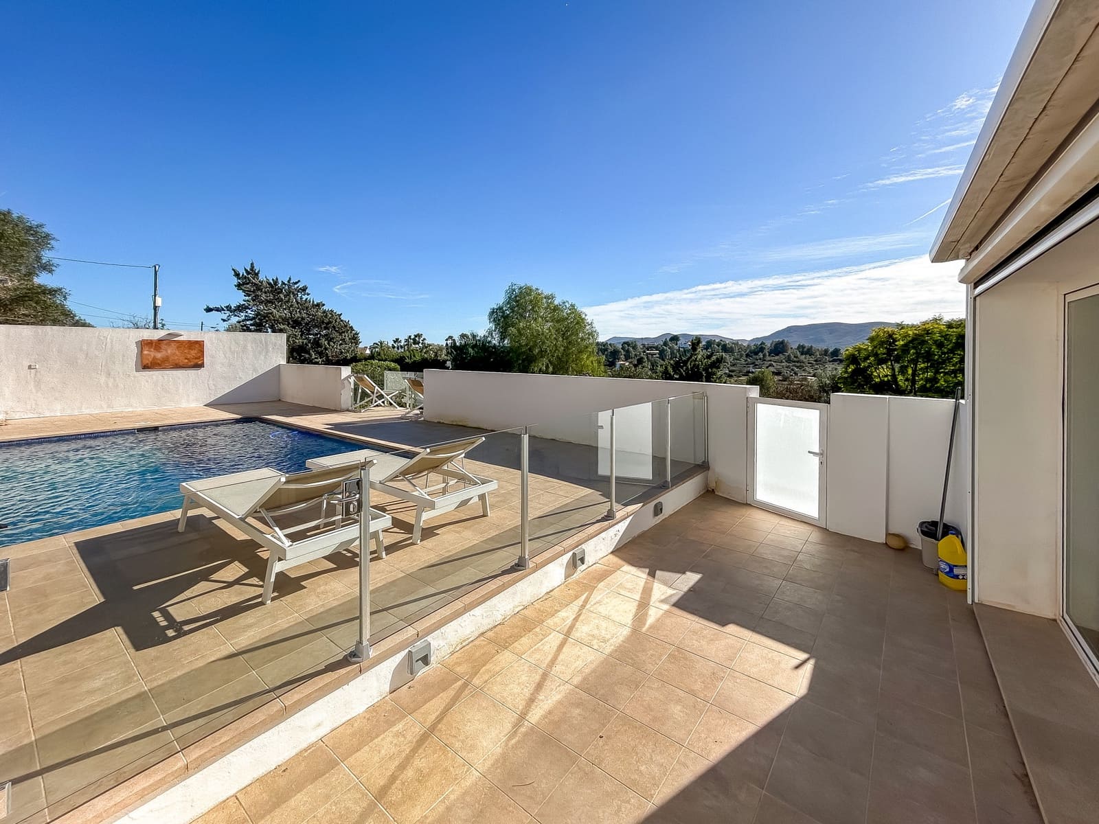 5 soveværelse Villa til salg i Jesus Pobre med swimmingpool - € 950.000 (Ref: 9231863)