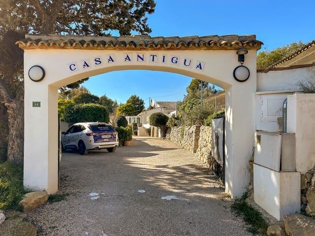 5 Zimmer Villa zu verkaufen in Jesús Pobre, Dénia mit Pool - 950.000 € (Ref: 9231863)