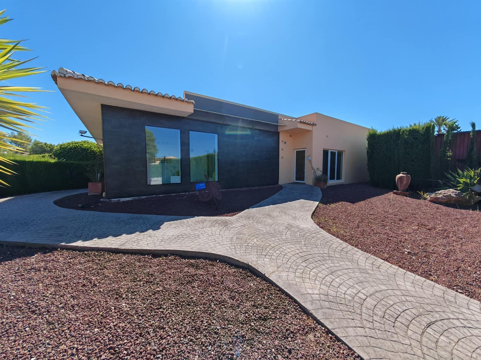 4 bedroom Business for sale in Javea / Xabia - € 795,000 (Ref: 9231864)