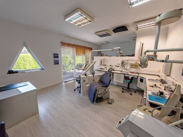 4 bedroom Business for sale in Centro ciudad, Javea / Xàbia - € 795,000 (Ref: 9231864)