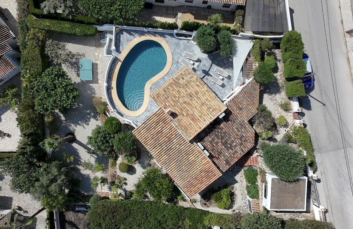 3 soveværelse Villa til salg i Moraira med swimmingpool - € 690.000 (Ref: 9232140)