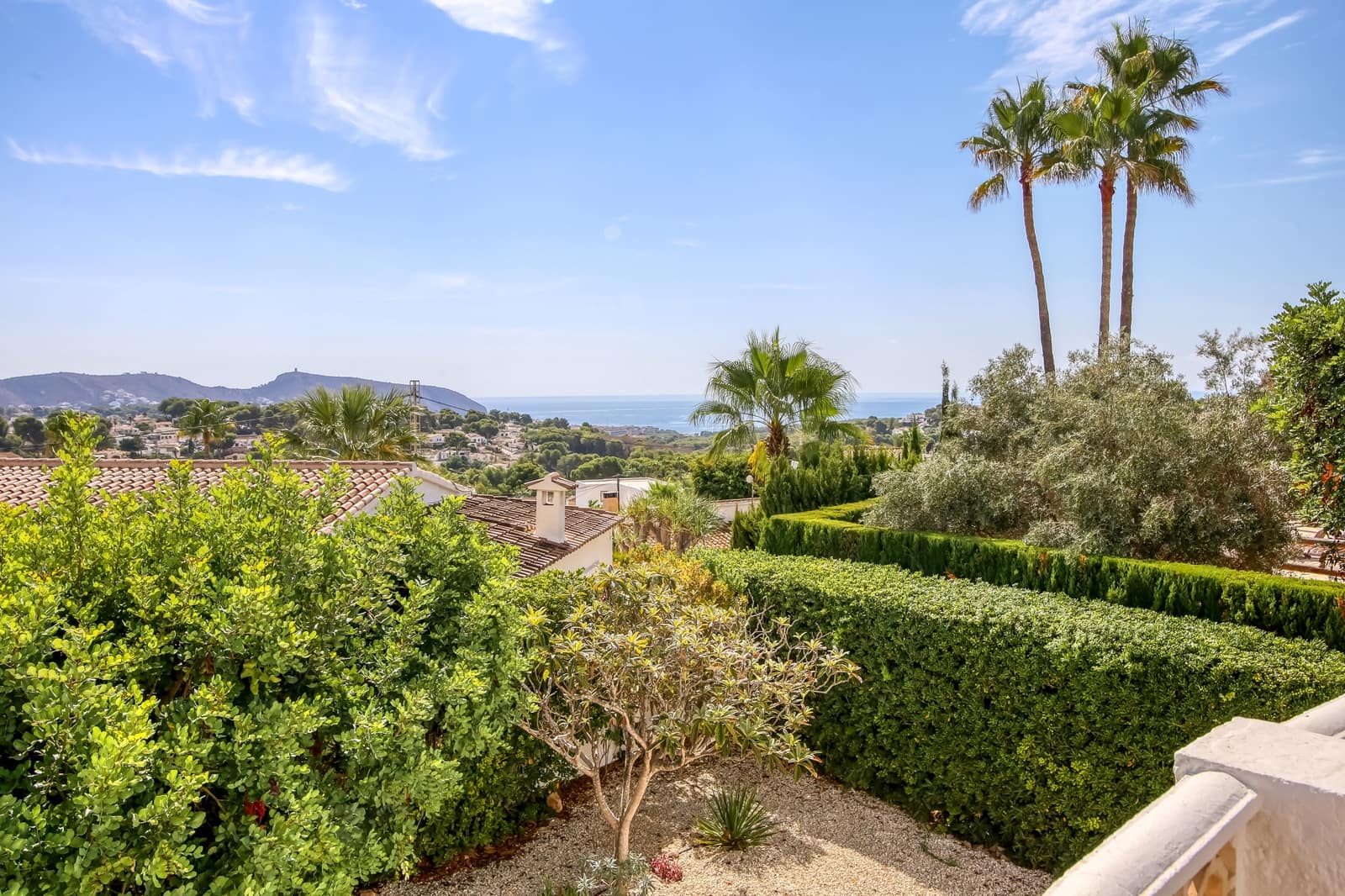 3 soveværelse Villa til salg i Moraira med swimmingpool - € 690.000 (Ref: 9232140)