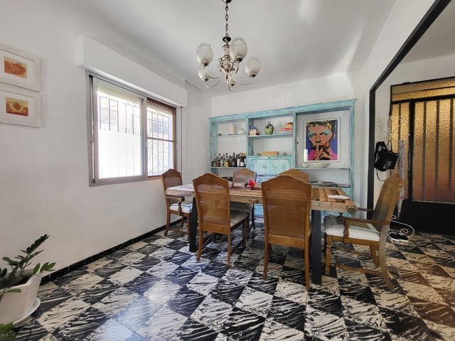 5 slaapkamer Huis te koop in Oliva Pueblo, Oliva - € 220.000 (Ref: 9246273)