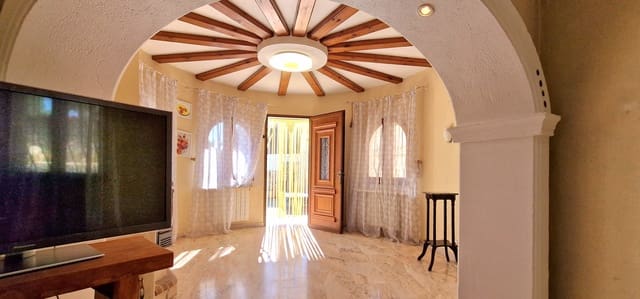 4 slaapkamer Villa te koop in Benissa met zwembad - € 699.000 (Ref: 9256677)