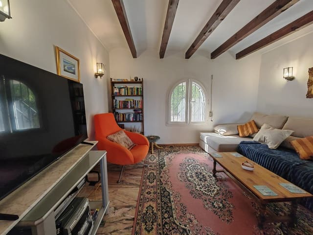 4 slaapkamer Villa te koop in Oliva Pueblo, Oliva met zwembad - € 399.000 (Ref: 9285619)