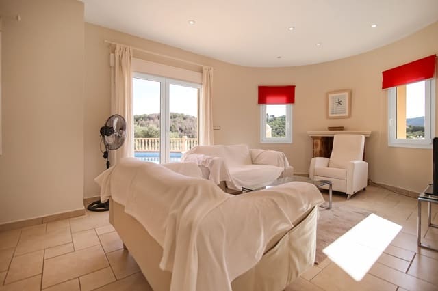 3 sypialnia Willa na sprzedaż w Centro ciudad, Javea / Xàbia z basenem - 750 000 € (Ref: 9285628)