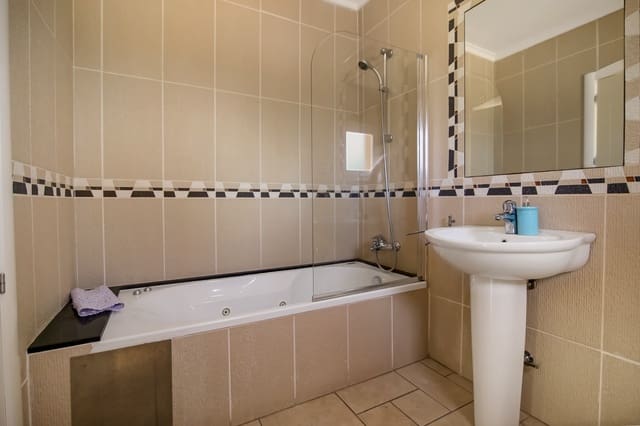 3 sypialnia Willa na sprzedaż w Centro ciudad, Javea / Xàbia z basenem - 750 000 € (Ref: 9285628)