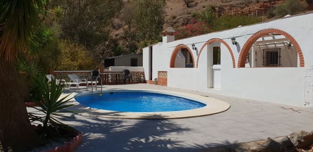 4 soverom Finca/Herregård til salgs i Campanillas, Málaga by med svømmebasseng - € 325 000 (Ref: 9285634)