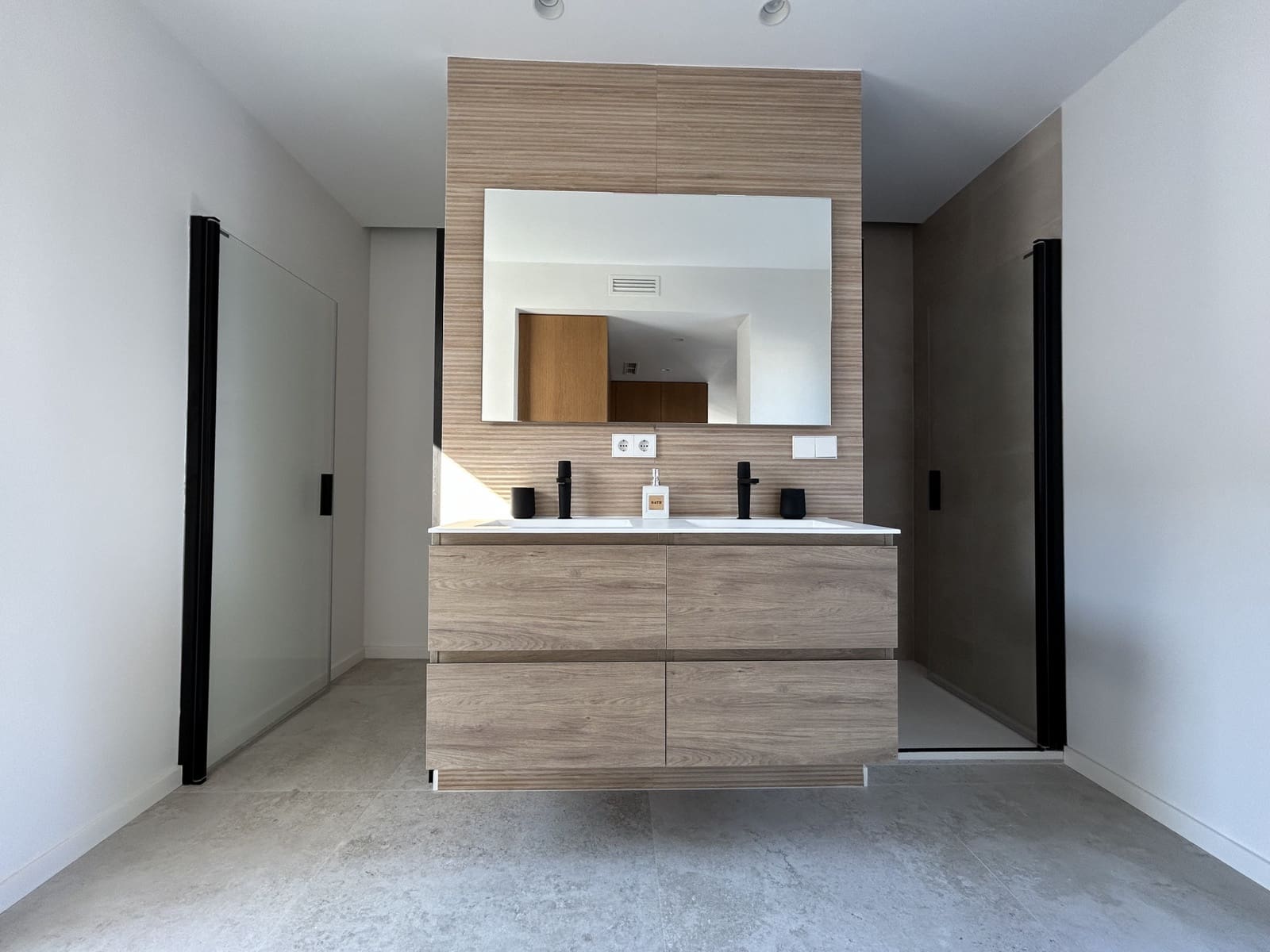 5 sypialnia Willa na sprzedaż w Denia z basenem - 1 350 000 € (Ref: 9285635)