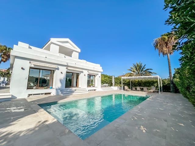 5 chambre Villa/Maison à vendre à Dénia avec piscine - 1 350 000 € (Ref: 9285635)