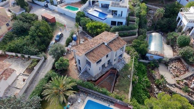 4 slaapkamer Villa te koop in Centro Urbano, Dénia met zwembad - € 875.000 (Ref: 9285636)