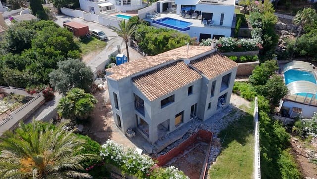 4 slaapkamer Villa te koop in Centro Urbano, Dénia met zwembad - € 575.000 (Ref: 9285636)