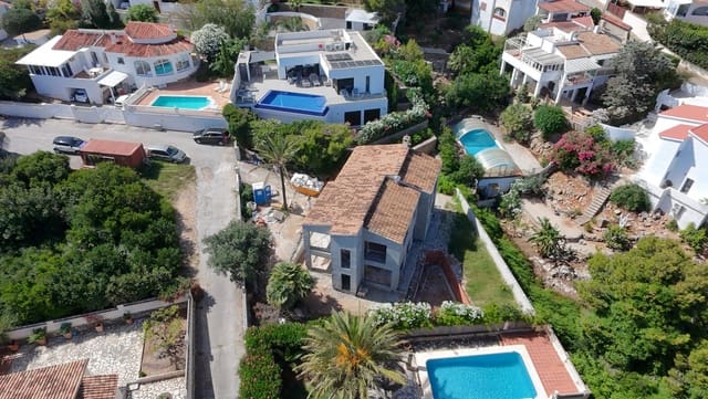 4 slaapkamer Villa te koop in Centro Urbano, Dénia met zwembad - € 575.000 (Ref: 9285636)
