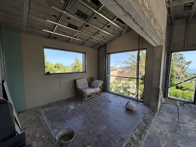 4 slaapkamer Villa te koop in Centro Urbano, Dénia met zwembad - € 575.000 (Ref: 9285636)