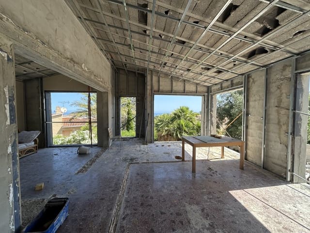 4 slaapkamer Villa te koop in Centro Urbano, Dénia met zwembad - € 575.000 (Ref: 9285636)