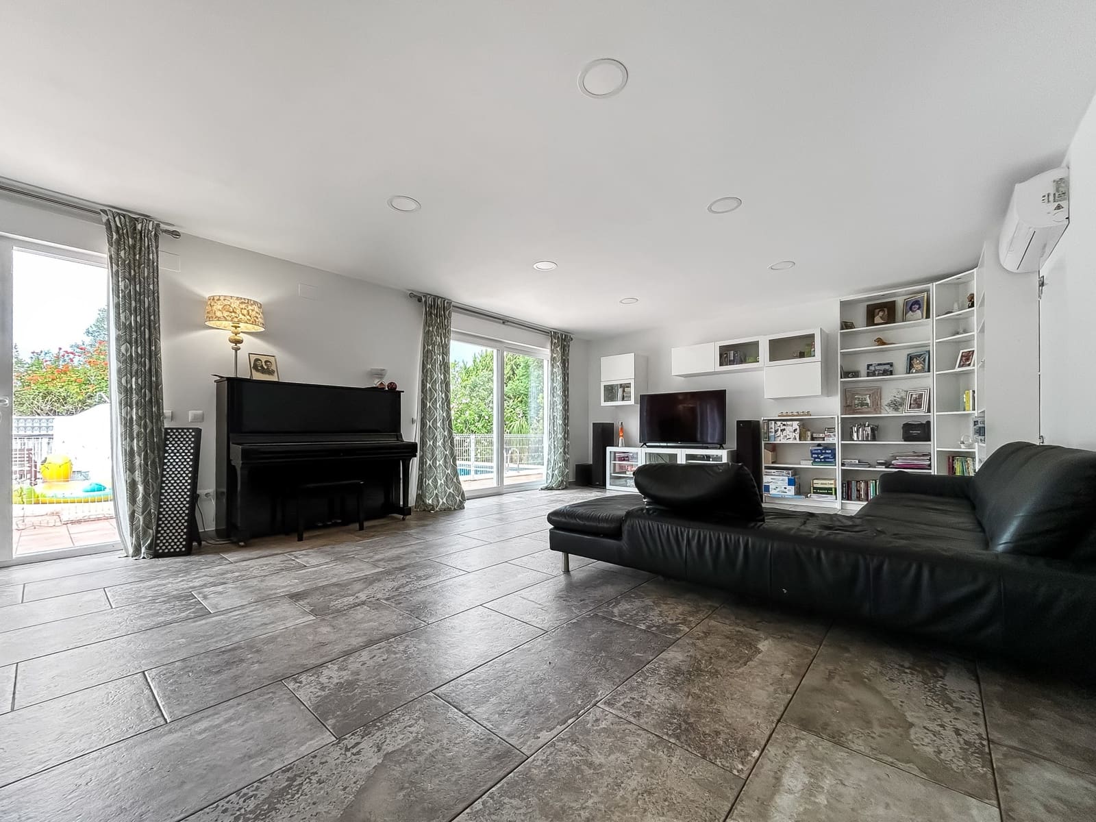 5 soveværelse Villa til salg i Javea / Xabia med swimmingpool - € 995.900 (Ref: 9312719)