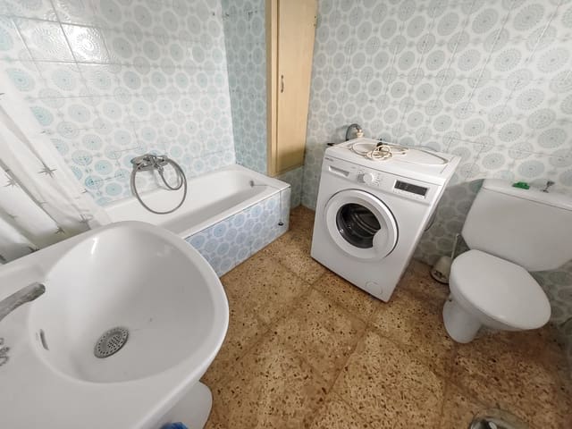 3 bedroom Villa for sale in Oliva - € 210,000 (Ref: 9317767)