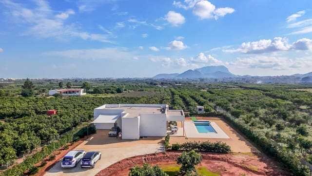 3 sypialnia Willa na sprzedaż w Beniarbeig z basenem - 875 000 € (Ref: 9326330)