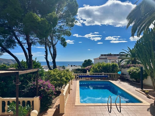 2 chambre Villa/Maison à vendre à Moraira, Teulada-Moraira avec piscine - 595 000 € (Ref: 9330537)