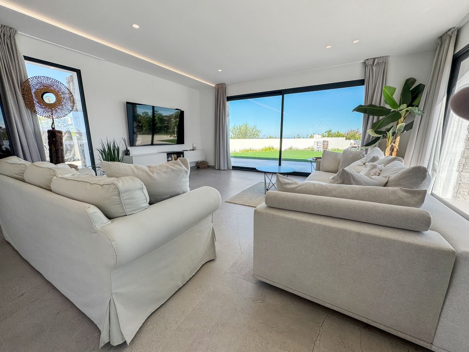 4 sypialnia Willa na sprzedaż w Denia z basenem - 1 795 000 € (Ref: 9355775)