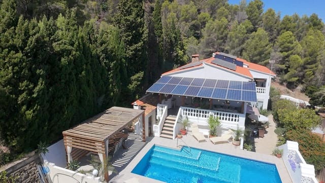 7 bedroom Villa for sale in Marchuquera, Gandia with pool - € 750,000 (Ref: 9367358)