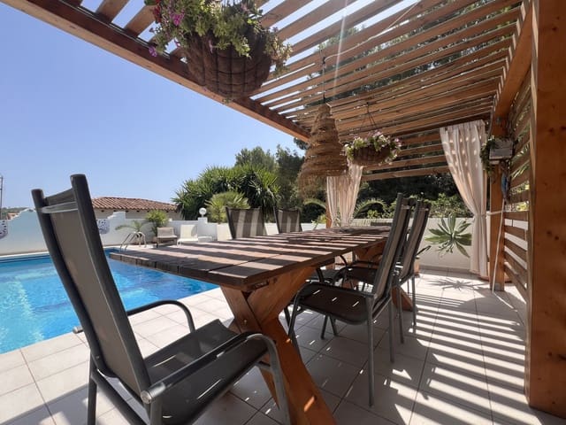 7 bedroom Villa for sale in Marchuquera, Gandia with pool - € 750,000 (Ref: 9367358)