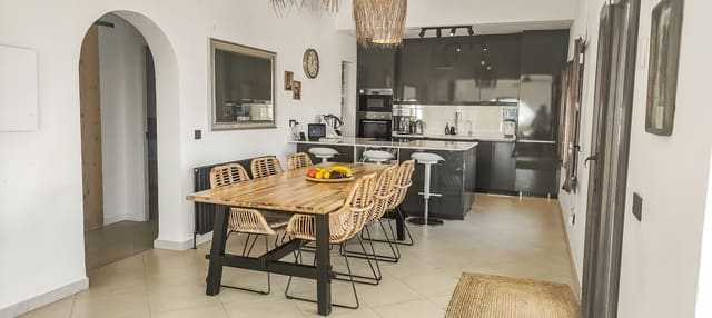 4 slaapkamer Villa te koop in Javea / Xàbia met zwembad - € 1.195.000 (Ref: 9375205)