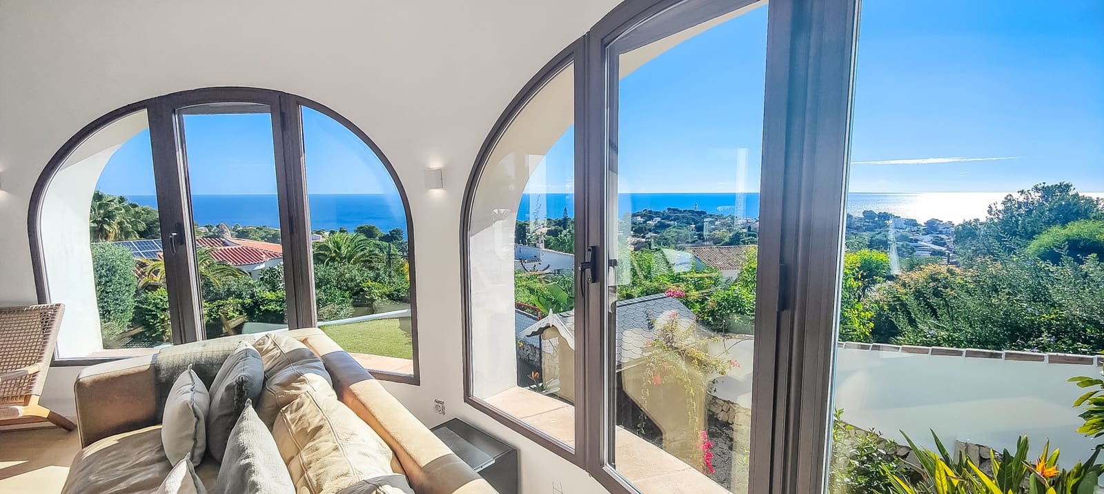 4 slaapkamer Villa te koop in Javea / Xabia met zwembad - € 1.195.000 (Ref: 9375205)