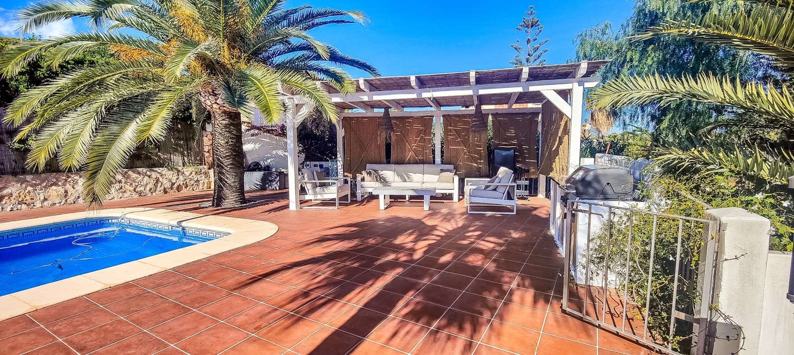 4 slaapkamer Villa te koop in Javea / Xabia met zwembad - € 1.195.000 (Ref: 9375205)