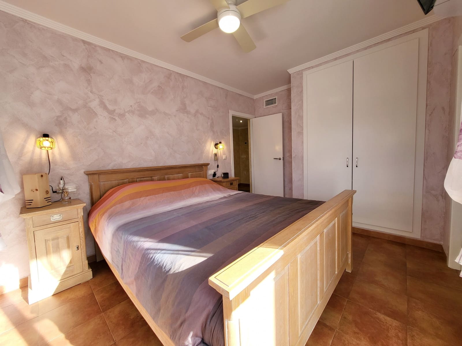 4 soveværelse Villa til salg i Ador med swimmingpool - € 420.000 (Ref: 9375207)