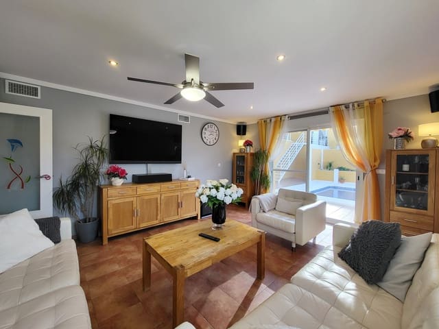 4 bedroom Villa for sale in Ador with pool - € 420,000 (Ref: 9375207)