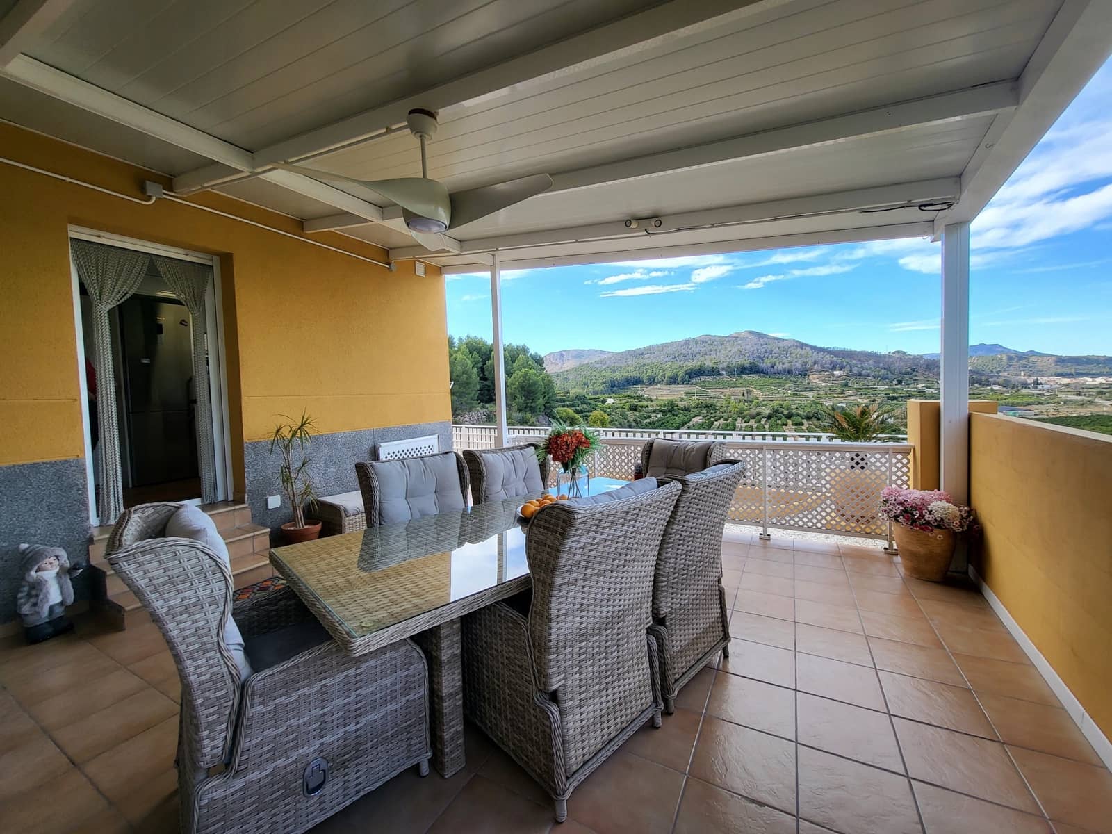 4 soveværelse Villa til salg i Ador med swimmingpool - € 420.000 (Ref: 9375207)