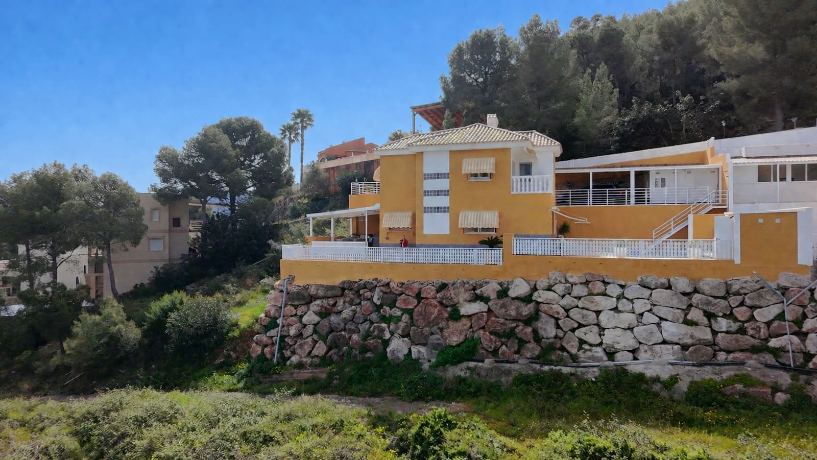 4 soveværelse Villa til salg i Ador med swimmingpool - € 399.500 (Ref: 9375207)