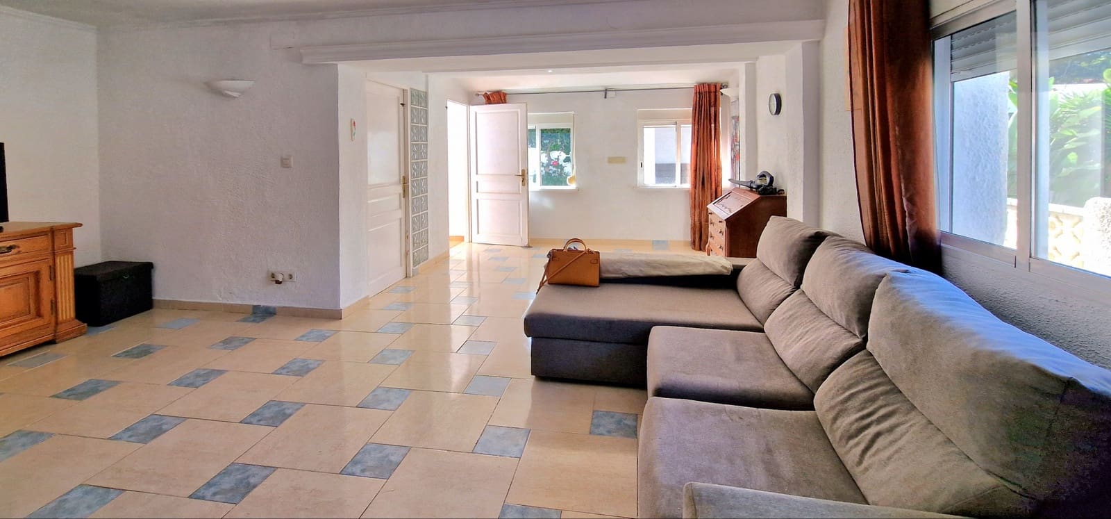 5 Zimmer Villa zu verkaufen in Moraira mit Pool - 380.000 € (Ref: 9382704)