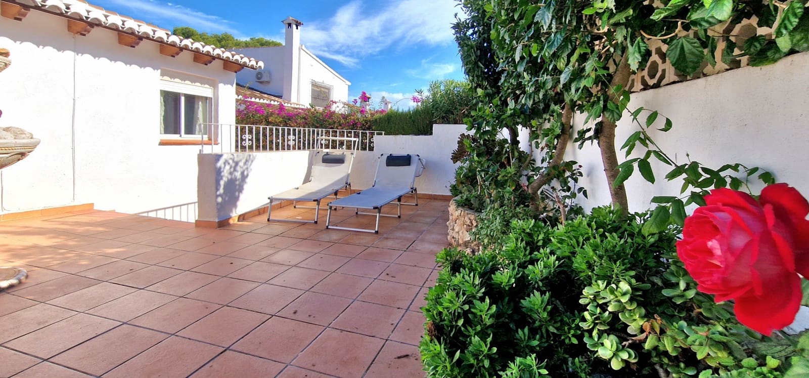5 Zimmer Villa zu verkaufen in Moraira mit Pool - 380.000 € (Ref: 9382704)