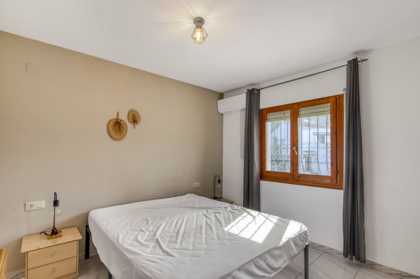 5 chambre Villa/Maison à vendre à Moraira avec piscine - 475 000 € (Ref: 9385457)