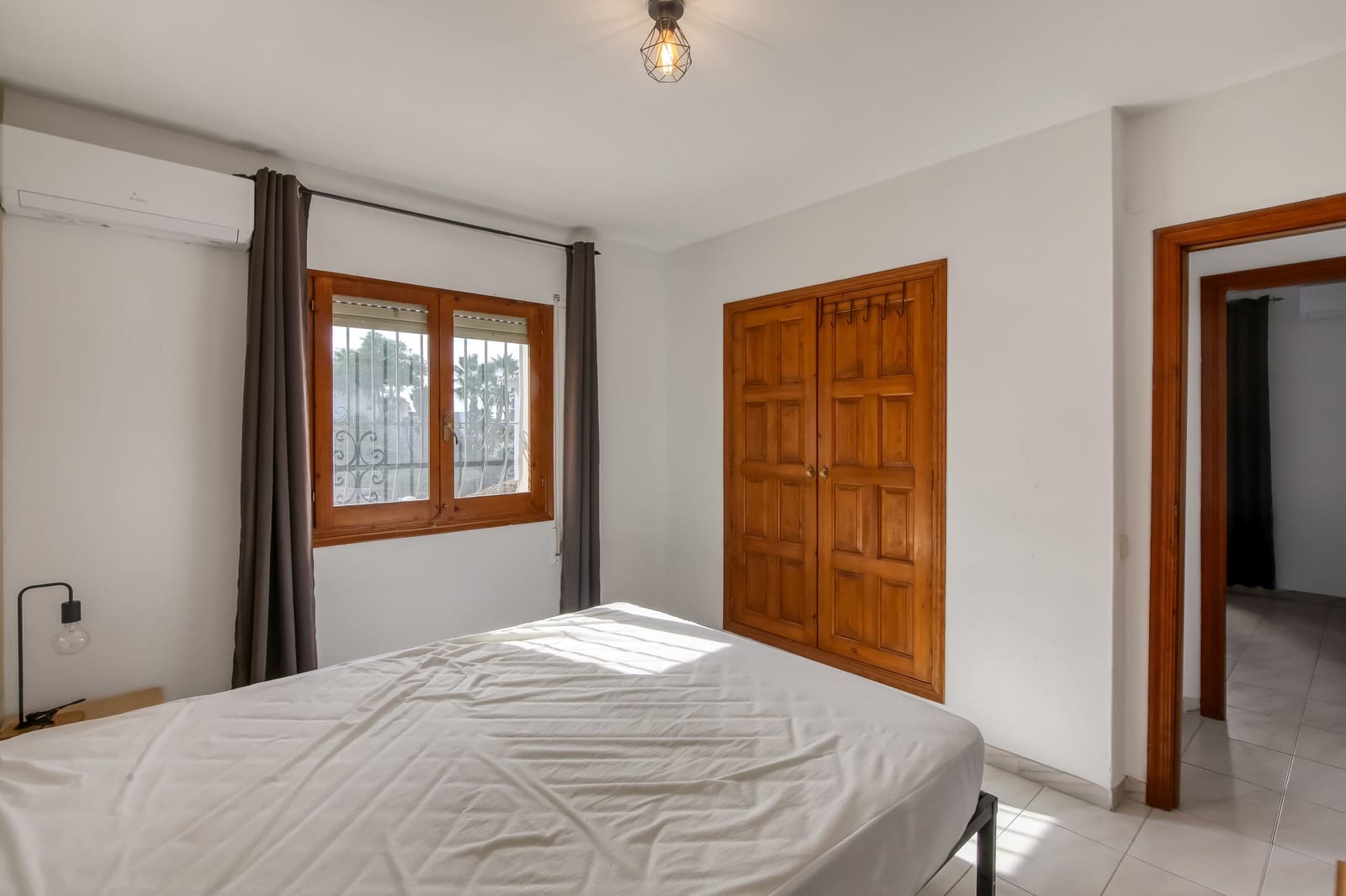 5 chambre Villa/Maison à vendre à Moraira avec piscine - 475 000 € (Ref: 9385457)