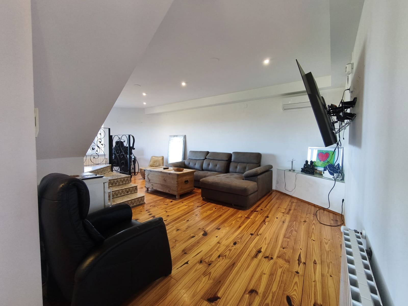 4 Zimmer Villa zu verkaufen in Oliva mit Pool - 495.000 € (Ref: 9385458)